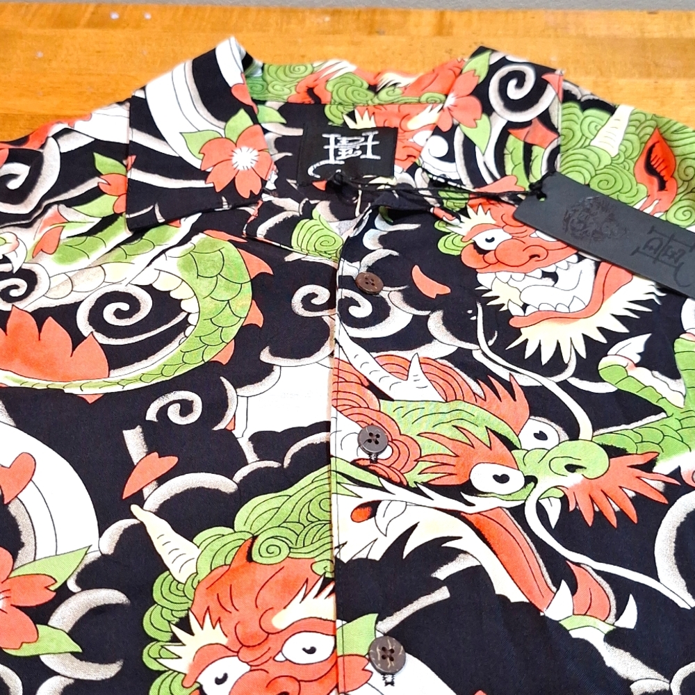 New Ed Hardy Chinese Dragon Hawaiian Button Up Shirt Shortsleeve Small